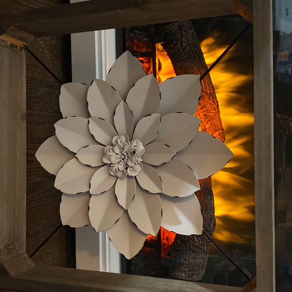 Wall frame - Picture 4 of 4